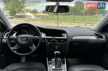 Седан Audi A4 2012 в Остроге