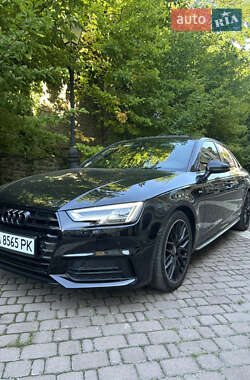 Седан Audi A4 2018 в 