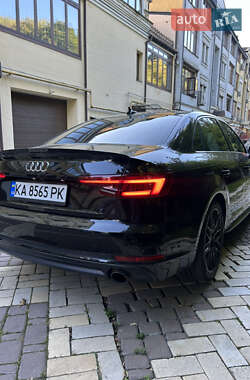 Седан Audi A4 2018 в 