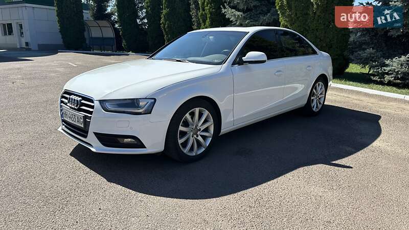 Седан Audi A4 2014 в Бершади