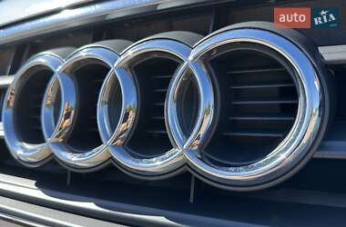 Седан Audi A4 2014 в 