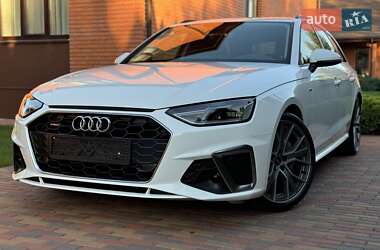 Универсал Audi A4 2020 в 