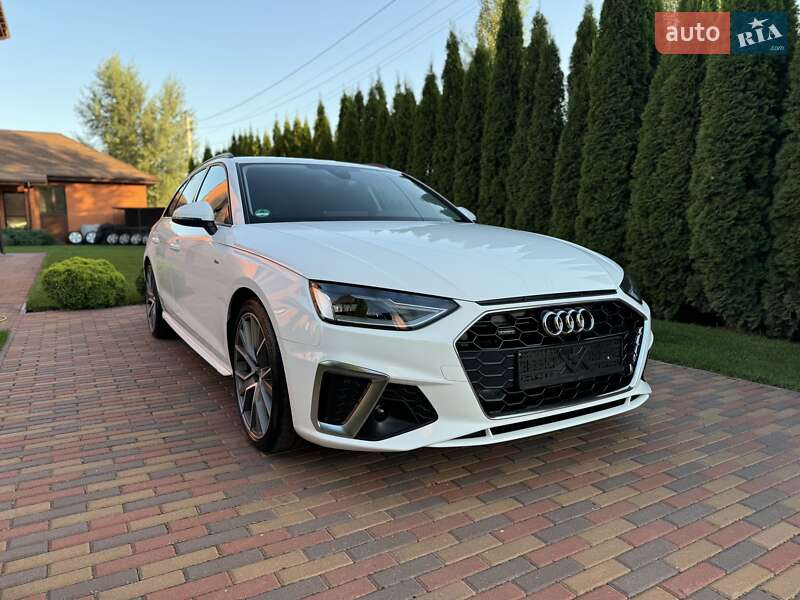 Универсал Audi A4 2020 в Киеве