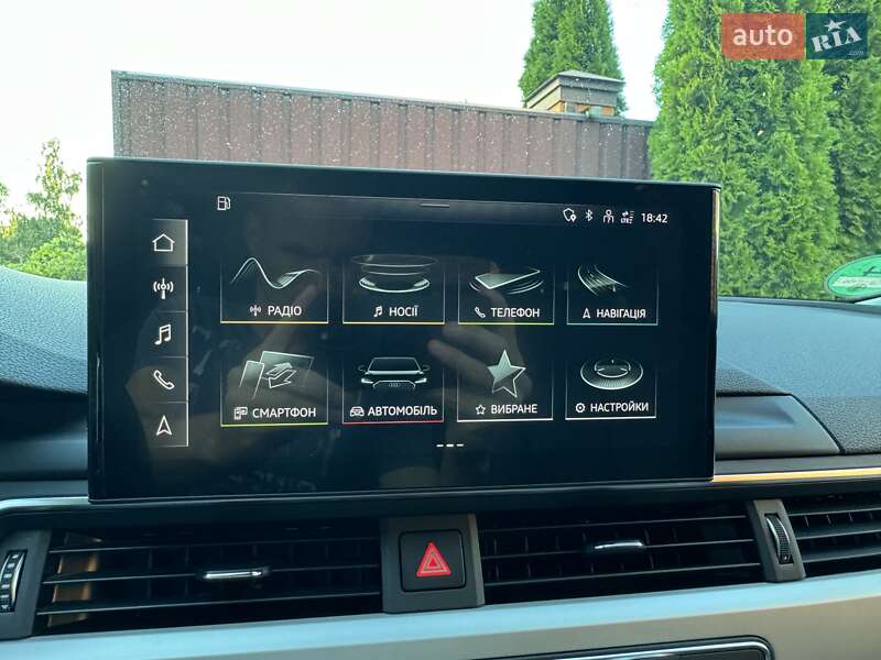Универсал Audi A4 2020 в Киеве