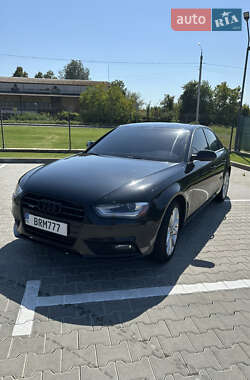 Седан Audi A4 2012 в Вінниці