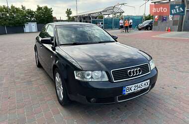 Седан Audi A4 2004 в 