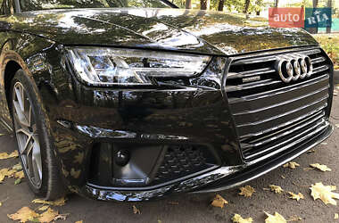 Седан Audi A4 2019 в 