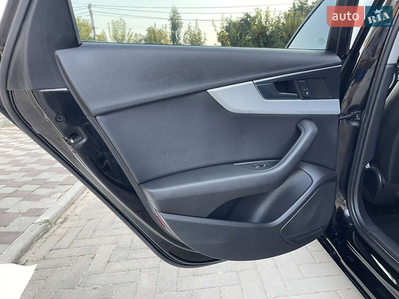 Седан Audi A4 2016 в Тернополе фото 35 Седан Audi A4 2016 в Тернополе