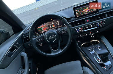 Седан Audi A4 2018 в 