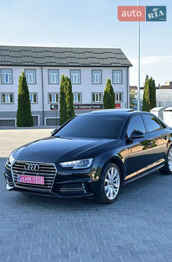 Седан Audi A4 2018 в 