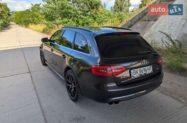 Универсал Audi A4 2012 в 