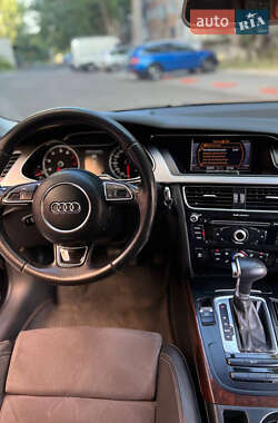 Седан Audi A4 2013 в 