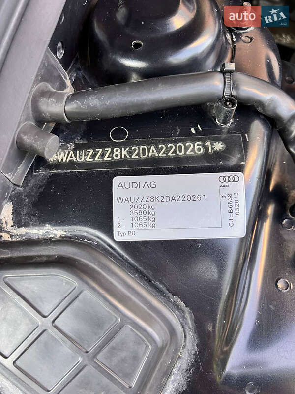 Седан Audi A4 2013 в Миколаєві