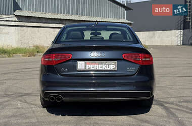 Седан Audi A4 2014 в 