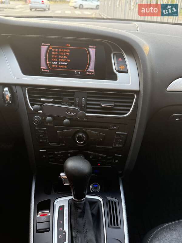 Седан Audi A4 2011 в Киеве