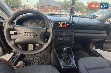 Универсал Audi A4 1996 в 