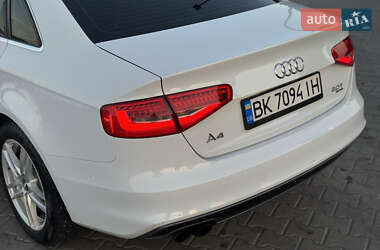 Седан Audi A4 2014 в 