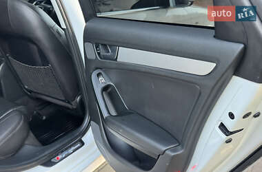 Седан Audi A4 2014 в 