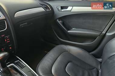 Седан Audi A4 2013 в 