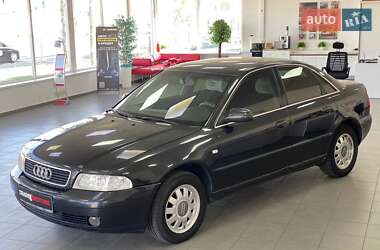 Седан Audi A4 1999 в 