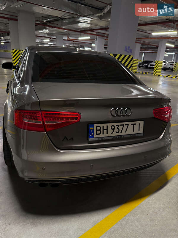 Седан Audi A4 2014 в Одессе