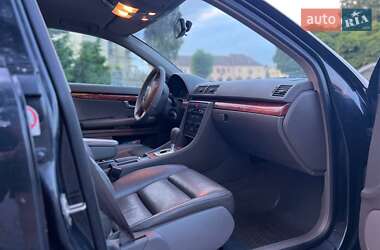 Седан Audi A4 2002 в 