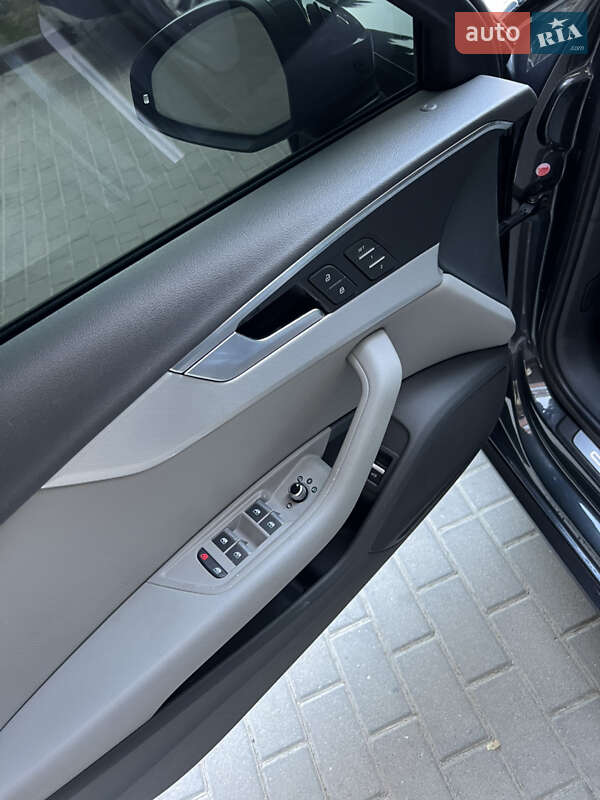 Седан Audi A4 2018 в Львове фото 12 Седан Audi A4 2018 в Львове