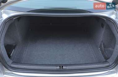 Седан Audi A4 2002 в 