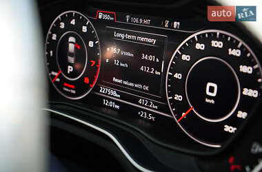 Седан Audi A4 2016 в 