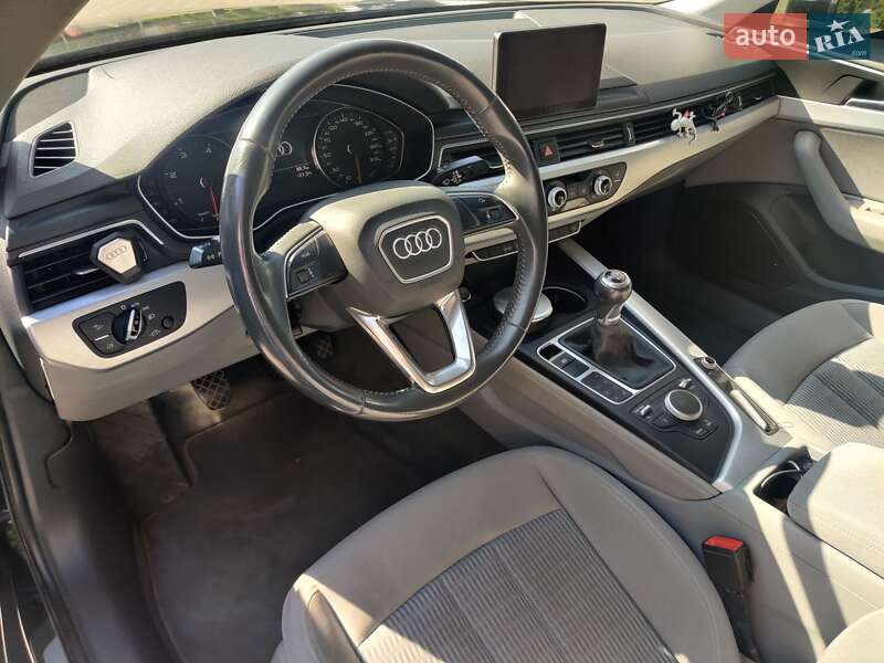 Седан Audi A4 2016 в Киеве фото 17 Седан Audi A4 2016 в Киеве