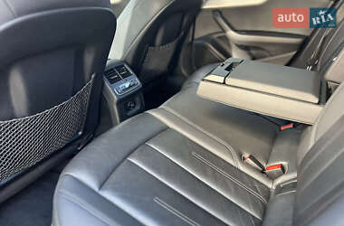Седан Audi A4 2017 в 