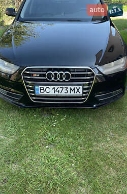 Седан Audi A4 2014 в Львові