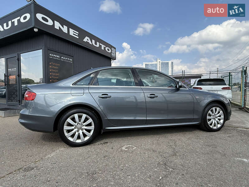 Седан Audi A4 2014 в Києві