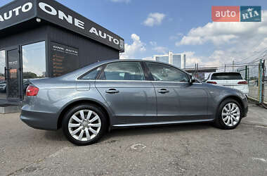 Седан Audi A4 2014 в 