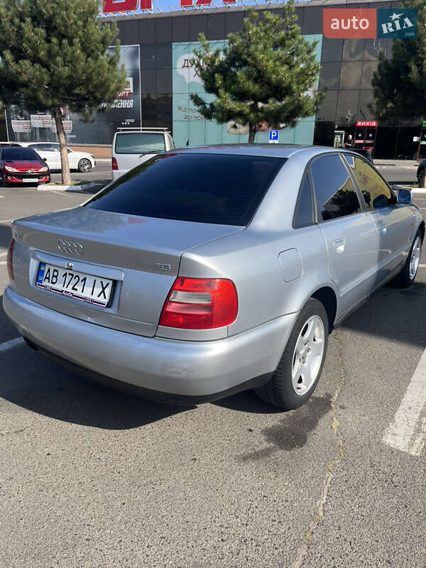 Седан Audi A4 1997 в Одессе