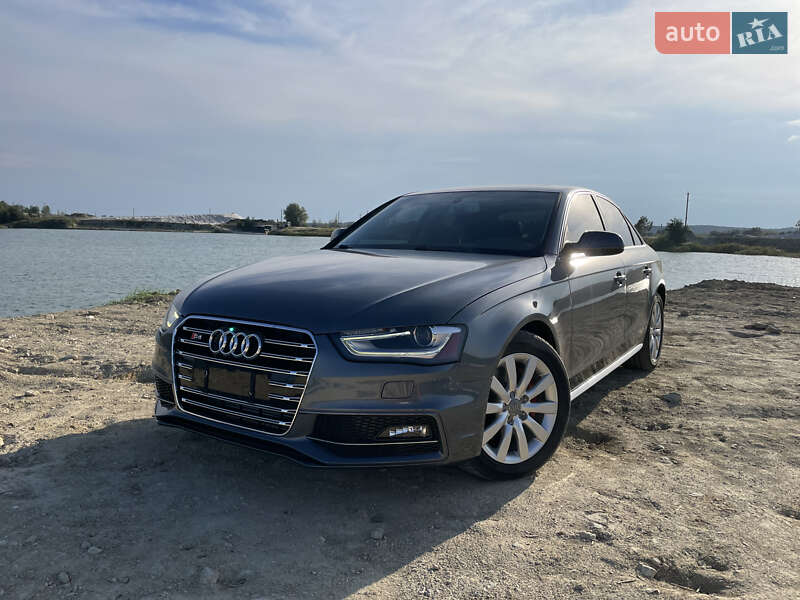 Седан Audi A4 2013 в 