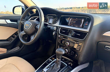 Седан Audi A4 2013 в 