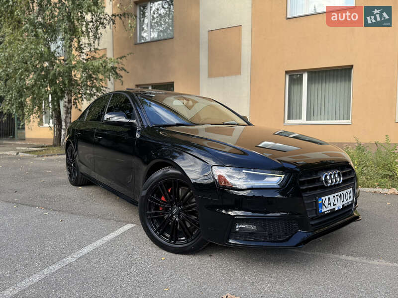 Седан Audi A4 2015 в 