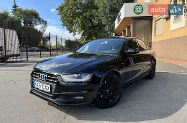 Седан Audi A4 2015 в 