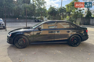 Седан Audi A4 2015 в 