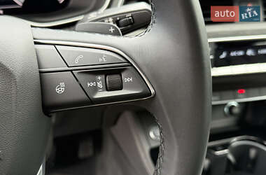 Седан Audi A4 2023 в 