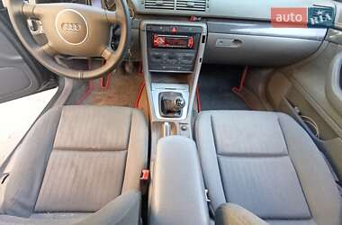 Седан Audi A4 2002 в 