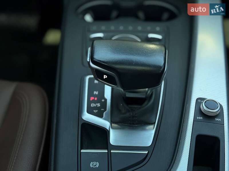 Седан Audi A4 2017 в Харькове