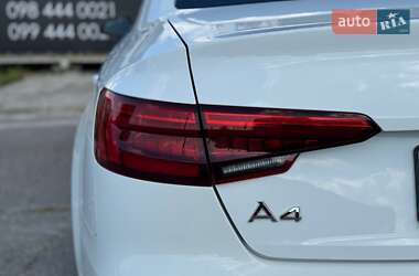 Седан Audi A4 2017 в 