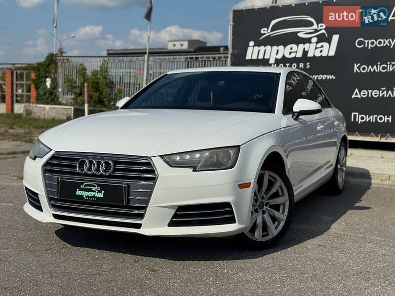 Седан Audi A4 2017 в 