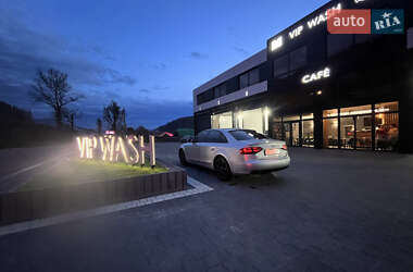Седан Audi A4 2009 в 