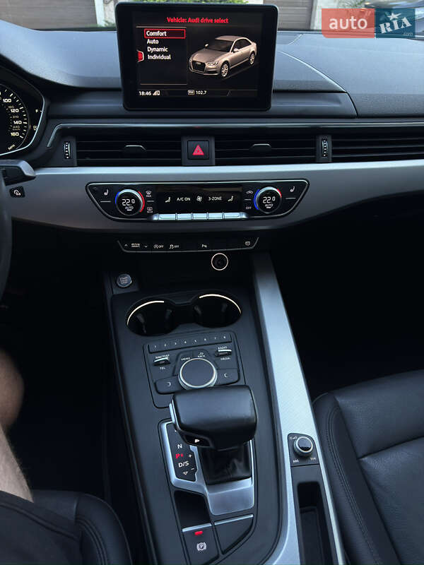 Седан Audi A4 2015 в Одессе