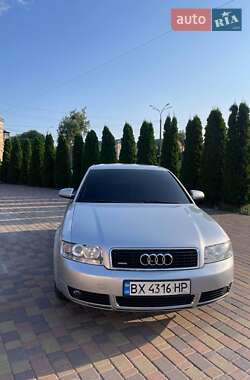Седан Audi A4 2003 в 