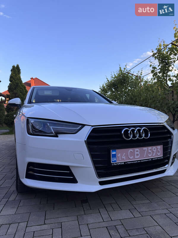 Седан Audi A4 2017 в Виноградове