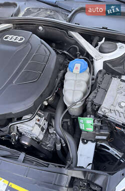 Седан Audi A4 2017 в 
